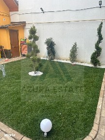 Case moderne x 2 cu 315 mp utili impreuna si teren 500 mp in Terezian