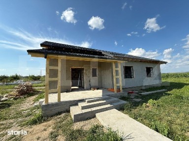Casa parter, 85 mp utili, 402 mp teren, zona Isalnita