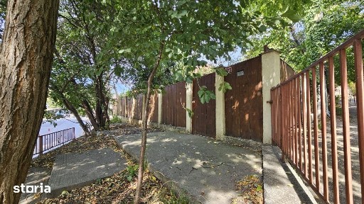 De vanzare - Casa duplex in zona Pacurari, Str. Petru Poni | 720 mp