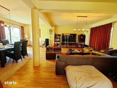 Casa 9 camere de vanzare in Andrei Muresanu, Cluj Napoca