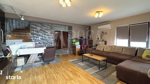 Casa 5 camere de vanzare in Floresti