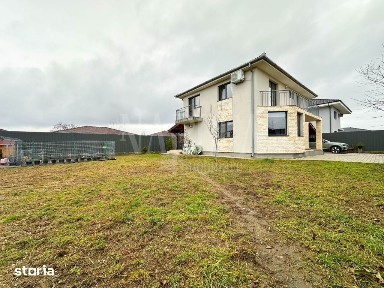 Casa 4 camere de vanzare in Jucu de Sus