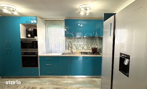 Casa 7 camere de vanzare in Apahida