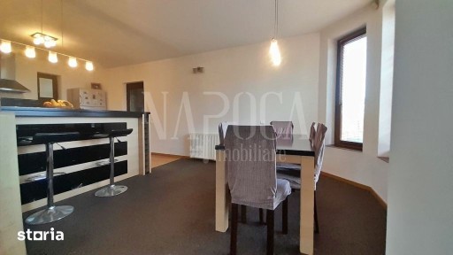Casa 5 camere de vanzare in Floresti