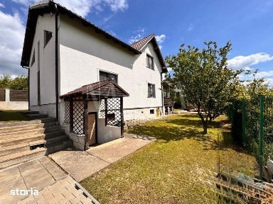 Casa 5 camere de vanzare in Salicea