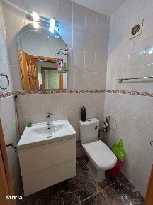 De vanzare apartament cu 3 camere, 3 bai și balcon, mobilat și utilat