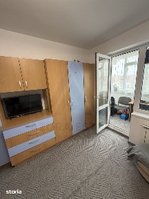 Apartament 3 camere 78 mp utili 3 balcoane 2 bai boxă zona Terezian