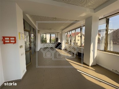 Spatiu birouri 60 mp de inchiriat | Cladire moderna, Etaj 1