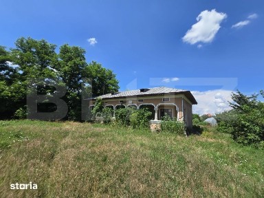 Casa de vanzare, 88 mp, zona Tomsani