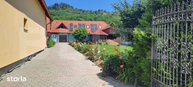 Casa superba, 5 camere, sat Feldioara, com. Ucea - priveliste la Mun