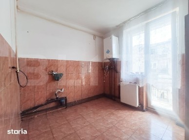 Garsoniera 36.50 mp, balcon, zona Micro 17
