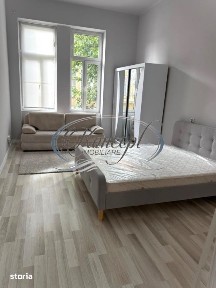 Apartament renovat in cladire monument pe str. Horea