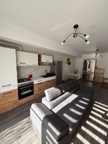 Inchiriez apartament pentru UNTOLD