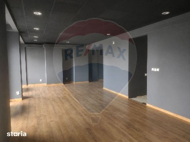 Spațiu comercial de închiriat/104mp, zona Delfinariu-Constanta