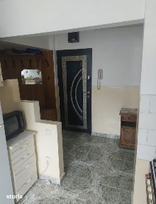 Apartament cu 2 camere, semidecomandat, etaj 4 din 4, Blv. Muncii, Mi
