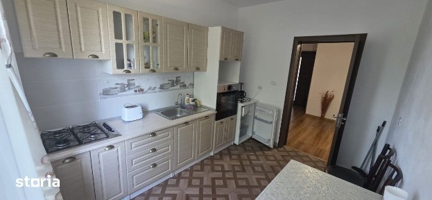 Casa de vanzare, 368 mp, zona Malu Mare - Selgros