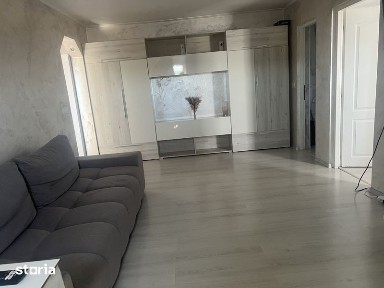 Apartament oferit spre inchiriere….whatsapp