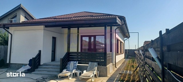 Casă nouă Săbăreni, terasă, piscină, foișor, barbeque, curte 440 mp