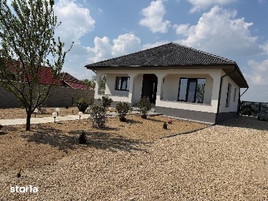 Casa noua in localitatea Carandeni