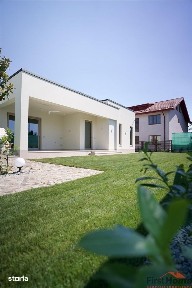 Casa 2026 parter, str Vrancei,construita ''corect'', 400 teren, 165 c