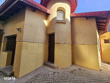 Proprietate interbelica premium | 2 vile renovate | Central Ploiesti