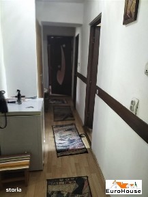 Apartament cu 3 camere de vanzare - Avram Iancu