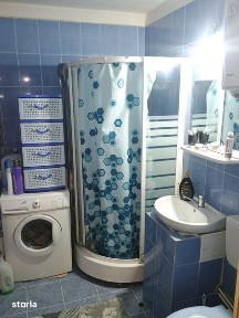 Vand apartament cu 2 camere