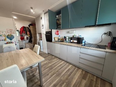 Apartament 4 camere deco, 2 bai, 82 mp, lift nou, parcare primarie zon