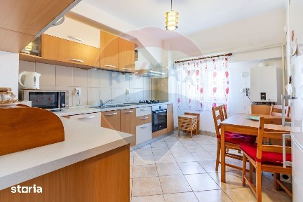 Apartament 2 camere spatios zona centrala OTOPENI
