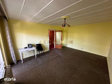 Garsoniera de vanzare | Virtutii | Metrou | Necesita renovare | balcon