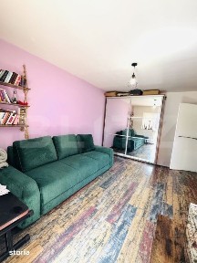 Apartament 2 camere, decomandat, etaj intermediar de vanzare