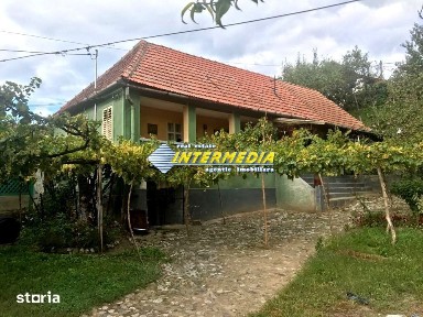 OKAZIE! Casa in Cricau 3 Camere 1300 mp. Curte Teren Fantana Utilitati