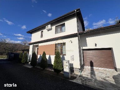 Casa si garaj cu 4 camere