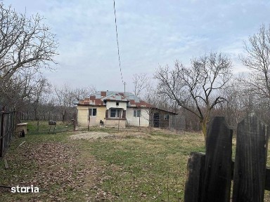 Casa partial renovata