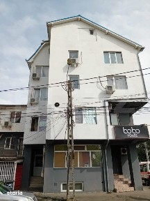 Pensiune cu 20 de camere, 476mp, zona Aradului