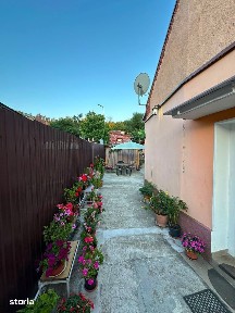 Vand casa 4 camere in Resita