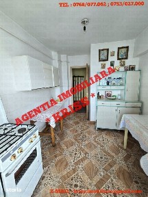 Super Ofertă! 3 Camere GĂVANA 3 Piață Confort 1 DEC. 2 Băi Liber 72 Mp