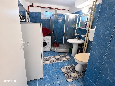 Piata 700 - 2 Camere - Etaj 2 - Decomandat - Centrala Proprie