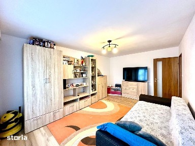 Apartament 2 camere 50 mp mobilat, utilat la cheie preț 300 Euro/lună