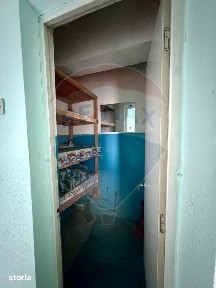 Apartament cu 3 camere de vânzare în zona Brailei