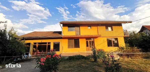 Casa individuala cu 4 camere