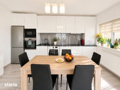 Casa 5 camere de vanzare in Floresti