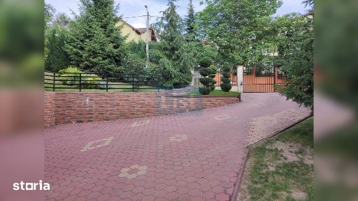 Comision 0%! Casa 5 camere 280 mp, 2 garaje, teren 850 mp, Europa