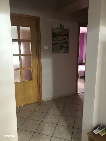Vând apartament 3 camere decomandate faleza nord, constanța