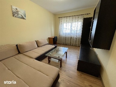 Apartament decomandat 2 camere - Etaj 3/3, parcare inclusa