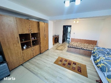 Se inchiriaza garsoniera 40mp la vila cu curte privata/parcare Sarmas