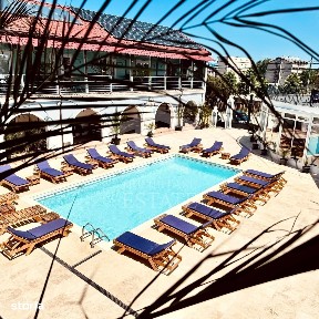 Hotel KM0 Costinesti + Restaurant + Bar + 6 spatii comerciale