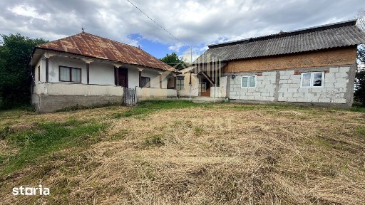 CASĂ CU TEREN INTRAVILAN 6997 MP BUGHEA DE SUS ARGEȘ