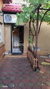 Casa P+E+M + corp secundar, 240 mp teren, 2 garaje, Metrou Bazilesc