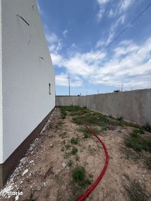 Casa parter 110 mp utili, 3 dormitoare, teren 406 mp, zona Magnolia